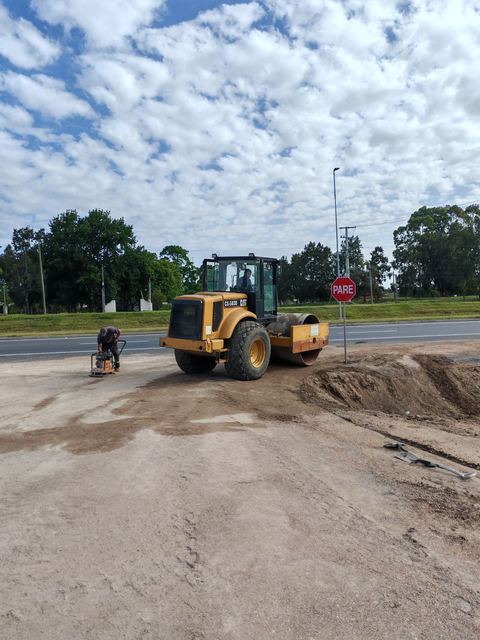 Caminería de acceso a subestación — foto 6